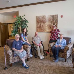 Sunset Ridge Jefferson – Residents & Staff Interacting